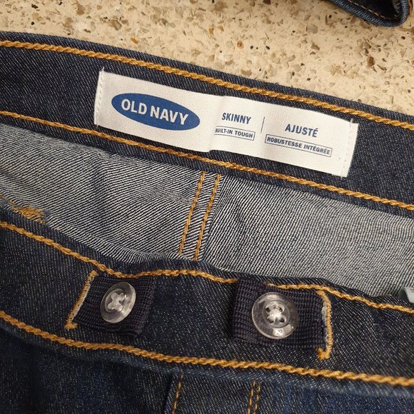 Old Navy Skinny Jeans with Adjustable Waist - Picture 4 of 5